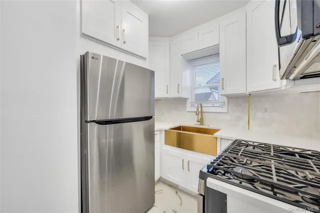 $1,199,000 | 192-23 116th Road | St. Albans
