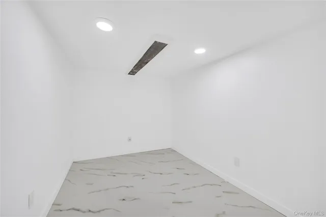 $1,199,000 | 192-23 116th Road | St. Albans