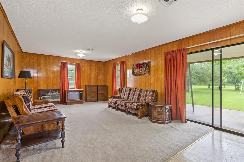 2416 Gary Lane Waco, TX 76708 - Photo 8 of 25