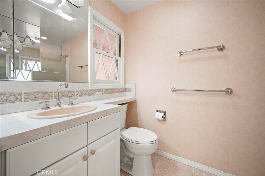 18543 Chatsworth Street Porter Ranch, CA 91326 - Photo 21 of 39