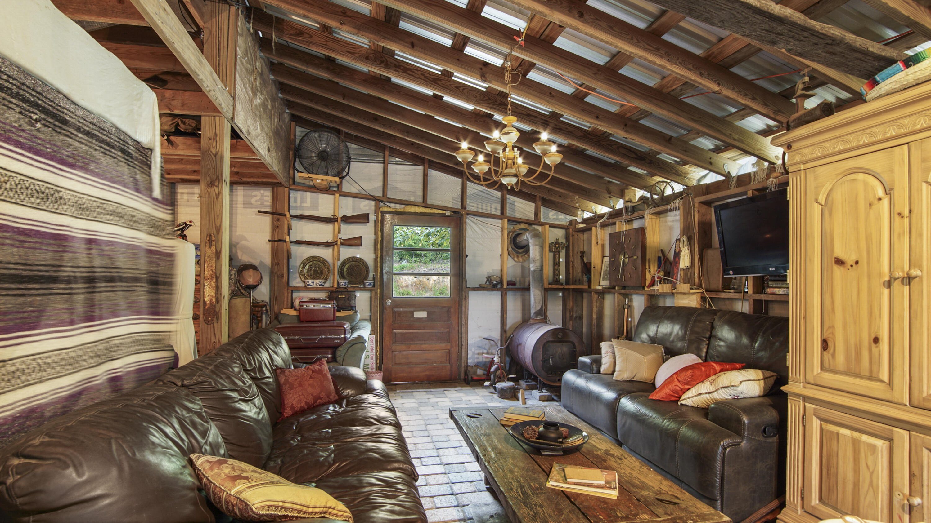 841 North 1st Street DeFuniak Springs, FL 32433 - Photo 29 of 63 a view of a couch in the balcony