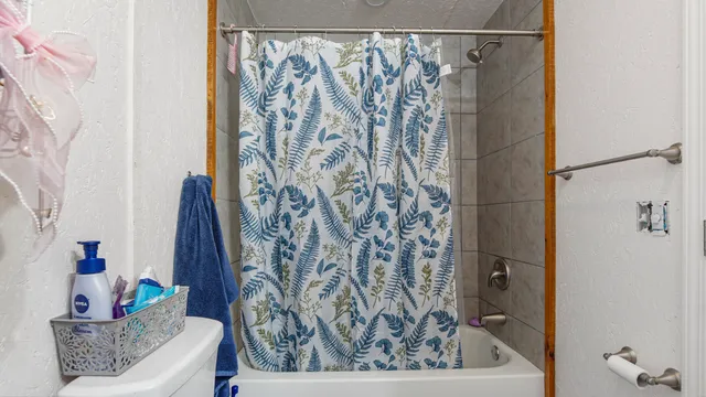 $1,200,000 | 841 North 1st Street, DeFuniak Springs, FL 32433