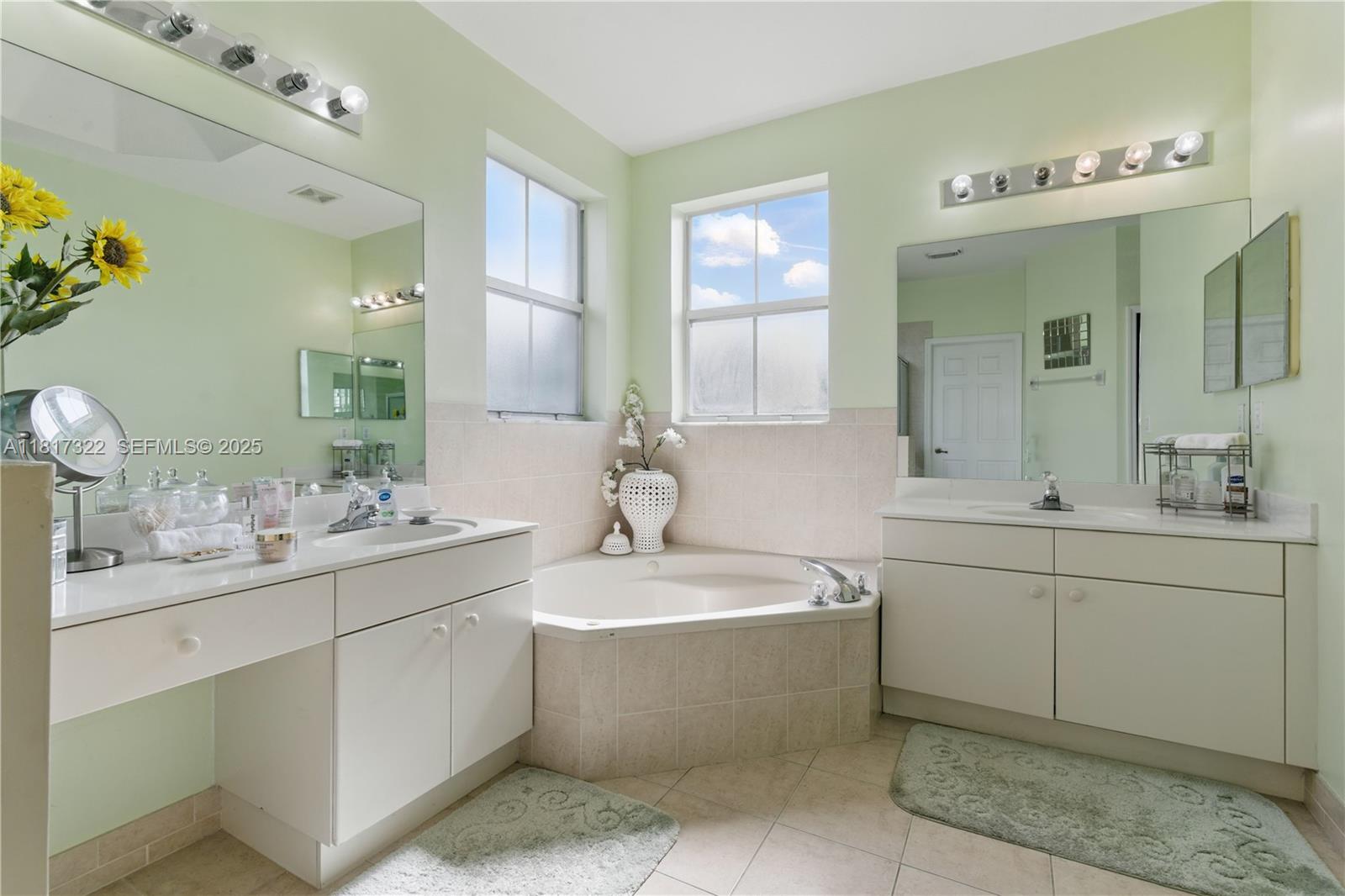 12251 Southwest 122nd Path Miami, FL 33186 - Photo 31 of 56