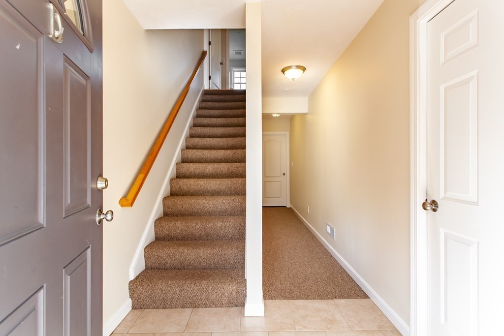 18 Bradley Drive, Unit D Groton, MA 01450 - Photo 3 of 30 Gallery Image 3