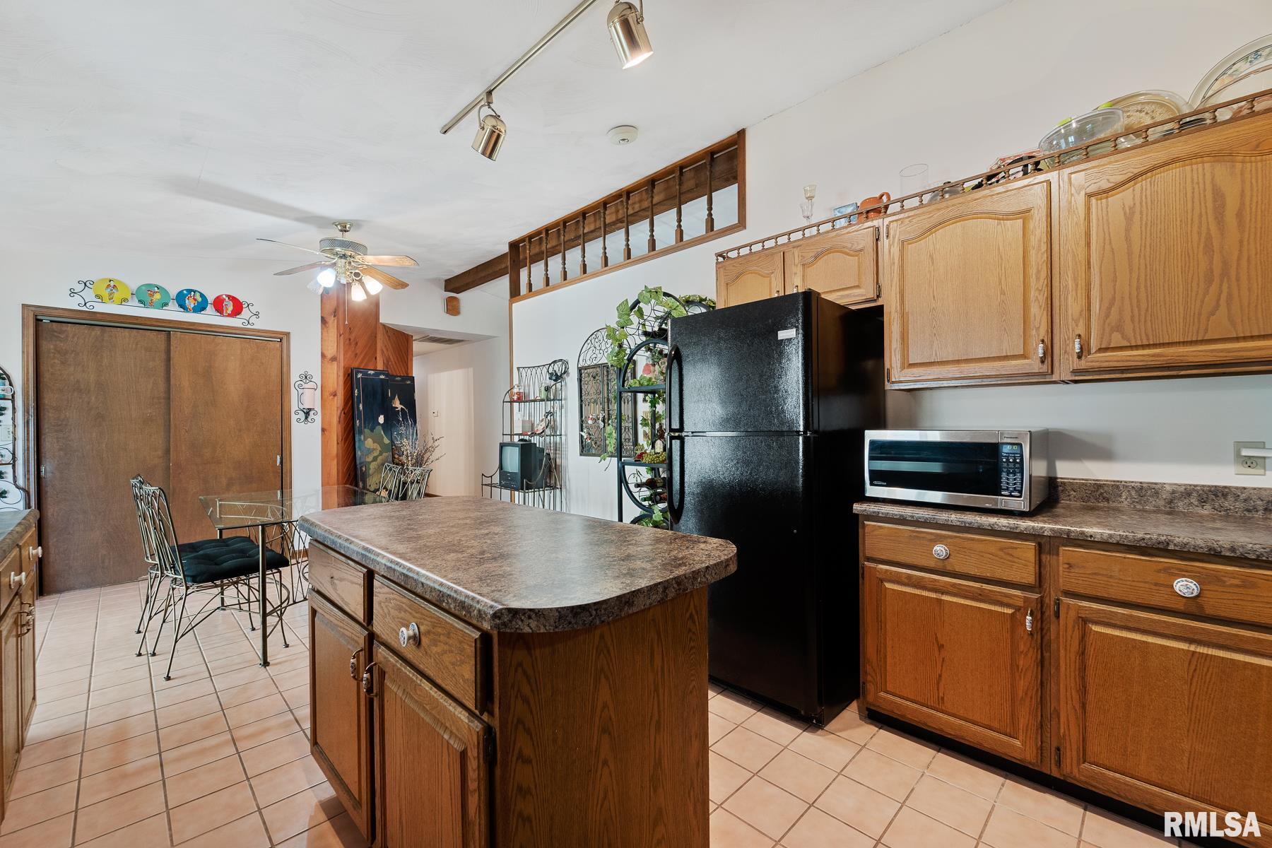 1 Pellinor Drive Rochester, IL 62563 - Photo 17 of 35