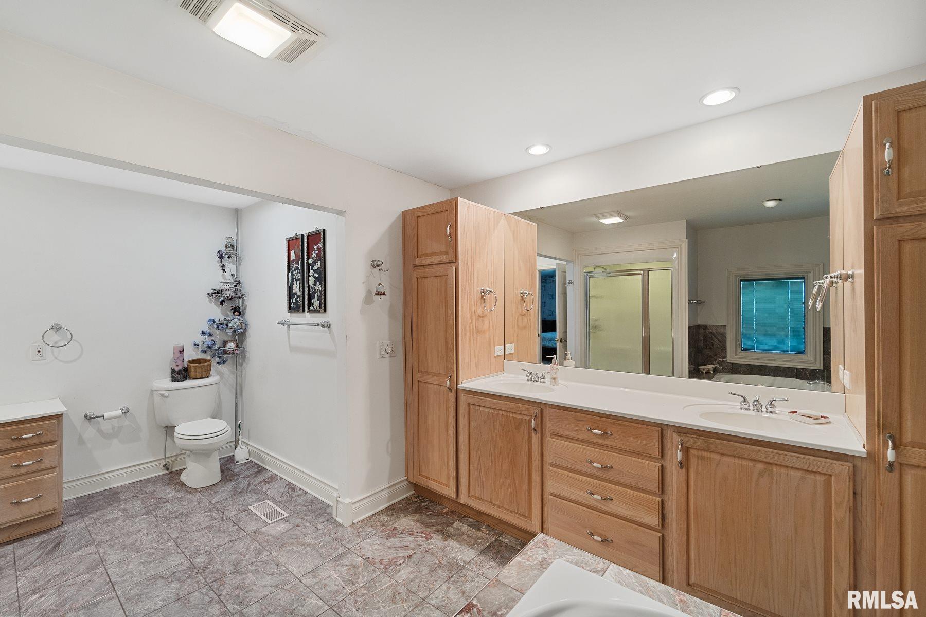 1 Pellinor Drive Rochester, IL 62563 - Photo 33 of 35