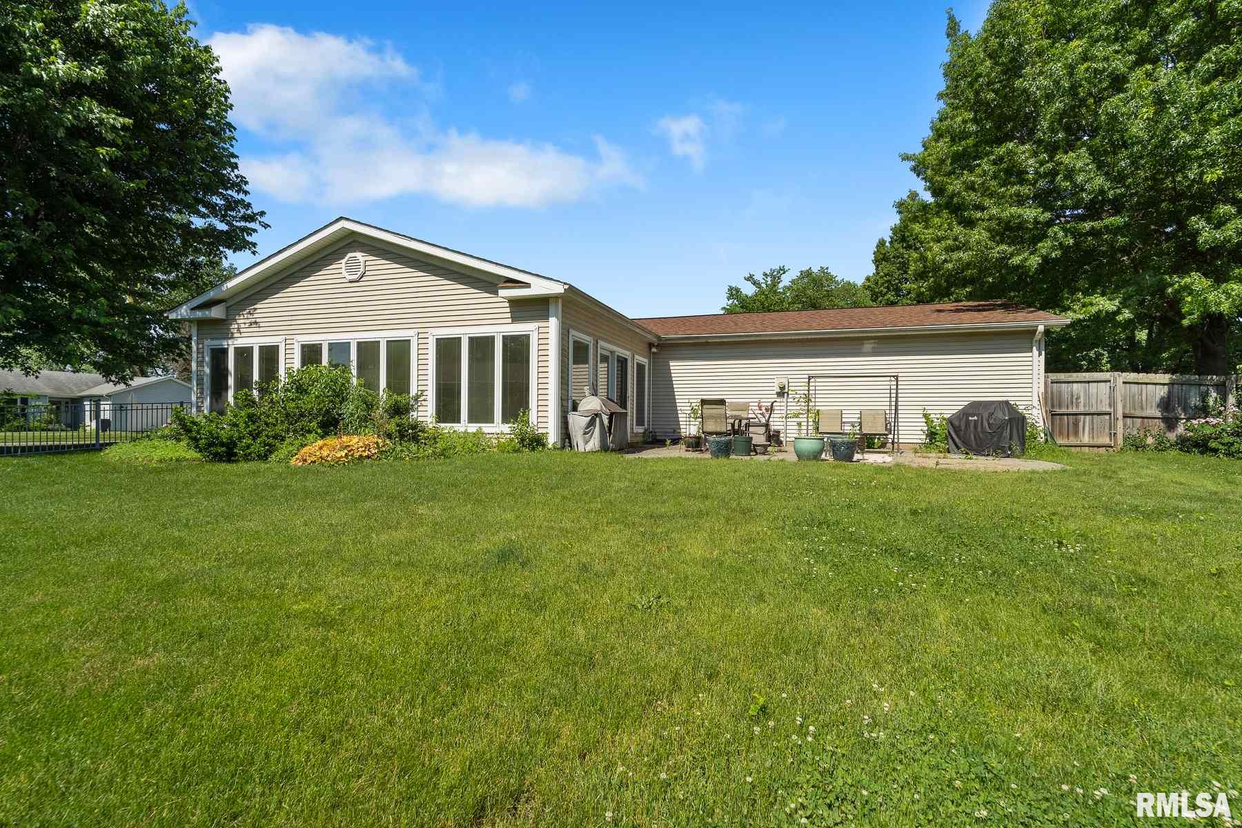 1 Pellinor Drive Rochester, IL 62563 - Photo 5 of 35