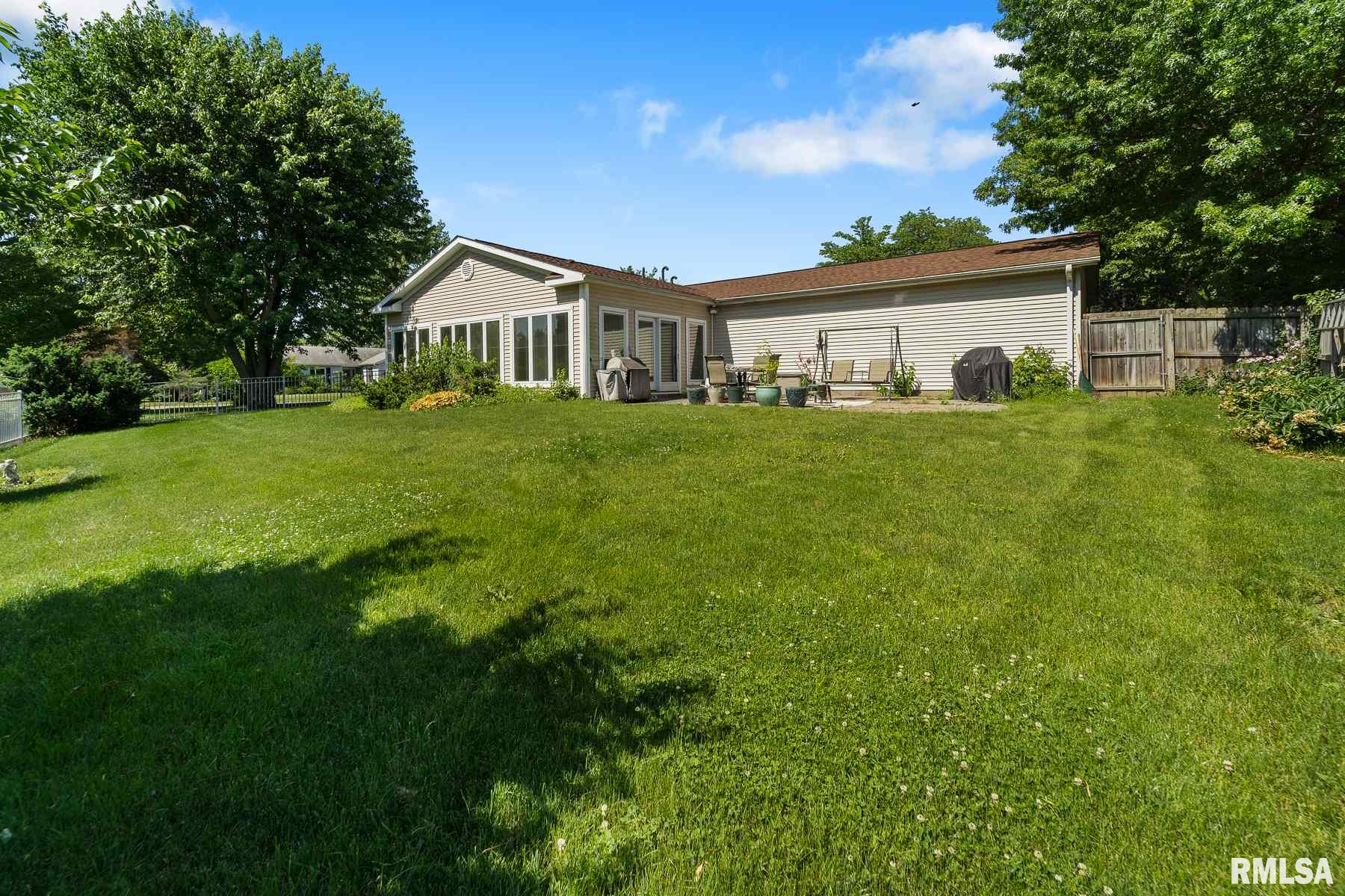 1 Pellinor Drive Rochester, IL 62563 - Photo 6 of 35