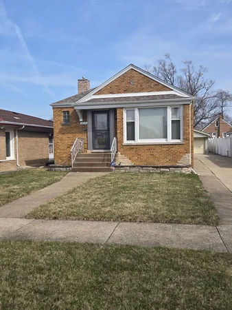$179,000 | 14529 South Emerald Avenue, Riverdale, IL 60827