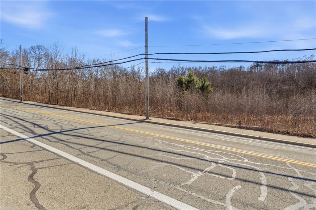 413 Manville Road Woonsocket, RI 02895 - Photo 6 of 39