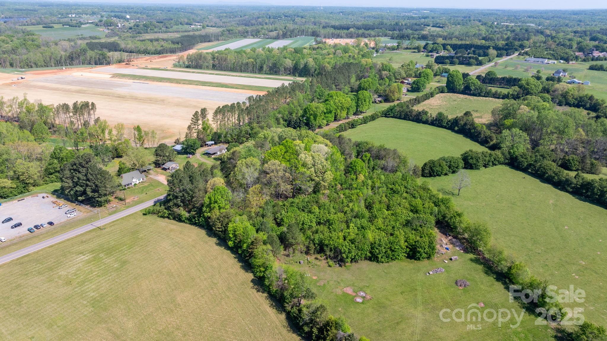 1361 Zeb Haynes Road Maiden, NC 28650 - Photo 8 of 9 Gallery Image 8