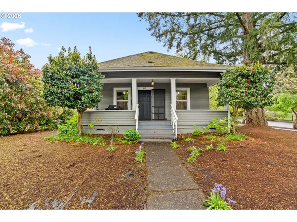 $595,000 | 807 E Street, Springfield, OR 97477