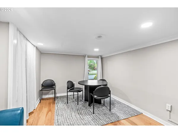 $595,000 | 807 E Street, Springfield, OR 97477