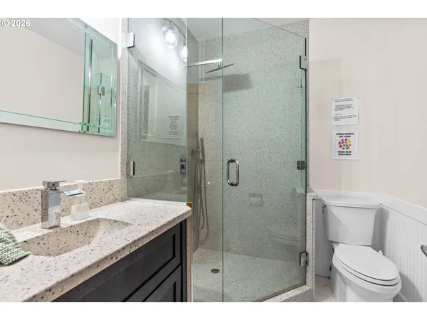 $595,000 | 807 E Street, Springfield, OR 97477