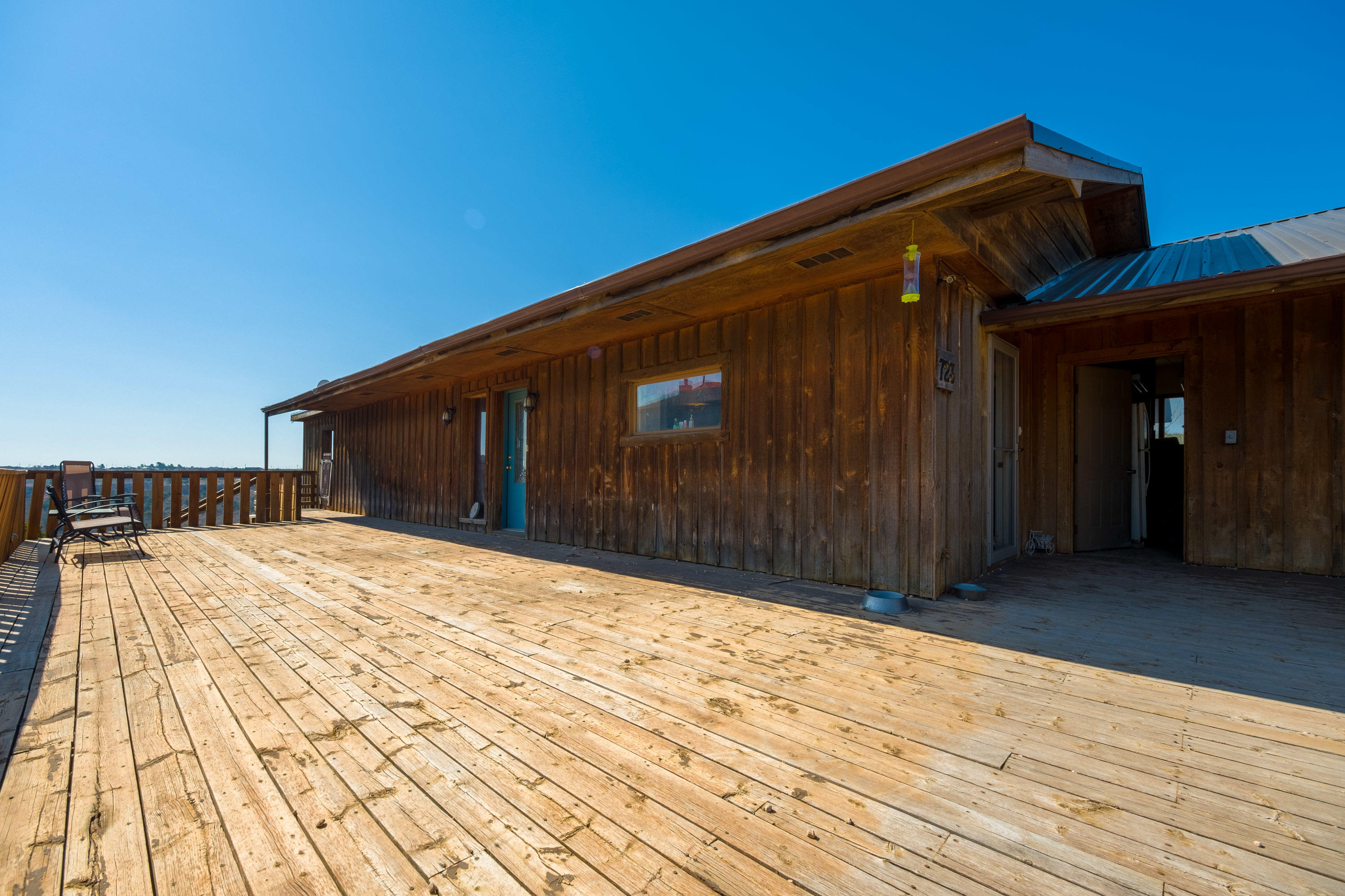 723 McKenzie Road Amarillo, TX 79118 - Photo 13 of 37 Upper Deck (side)