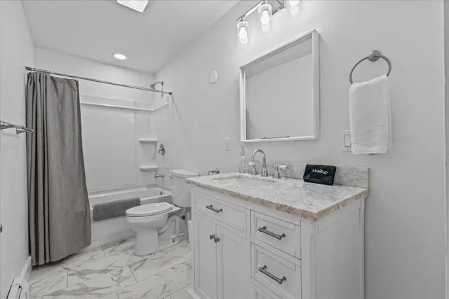 $2,500,000 | 977 Taber Hill Road, Stowe, VT 05672