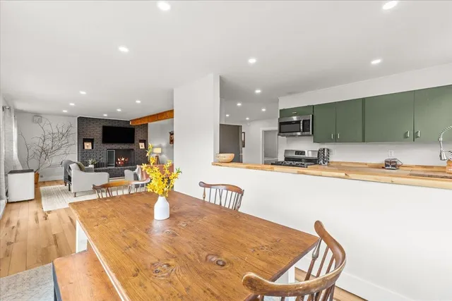 $2,500,000 | 977 Taber Hill Road, Stowe, VT 05672