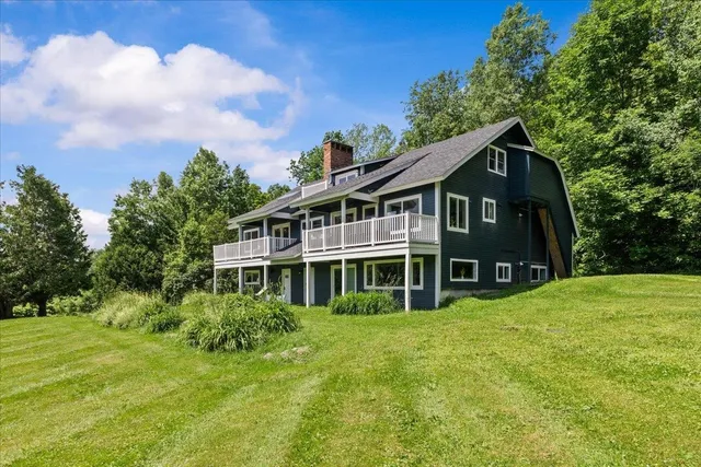 $2,500,000 | 977 Taber Hill Road, Stowe, VT 05672
