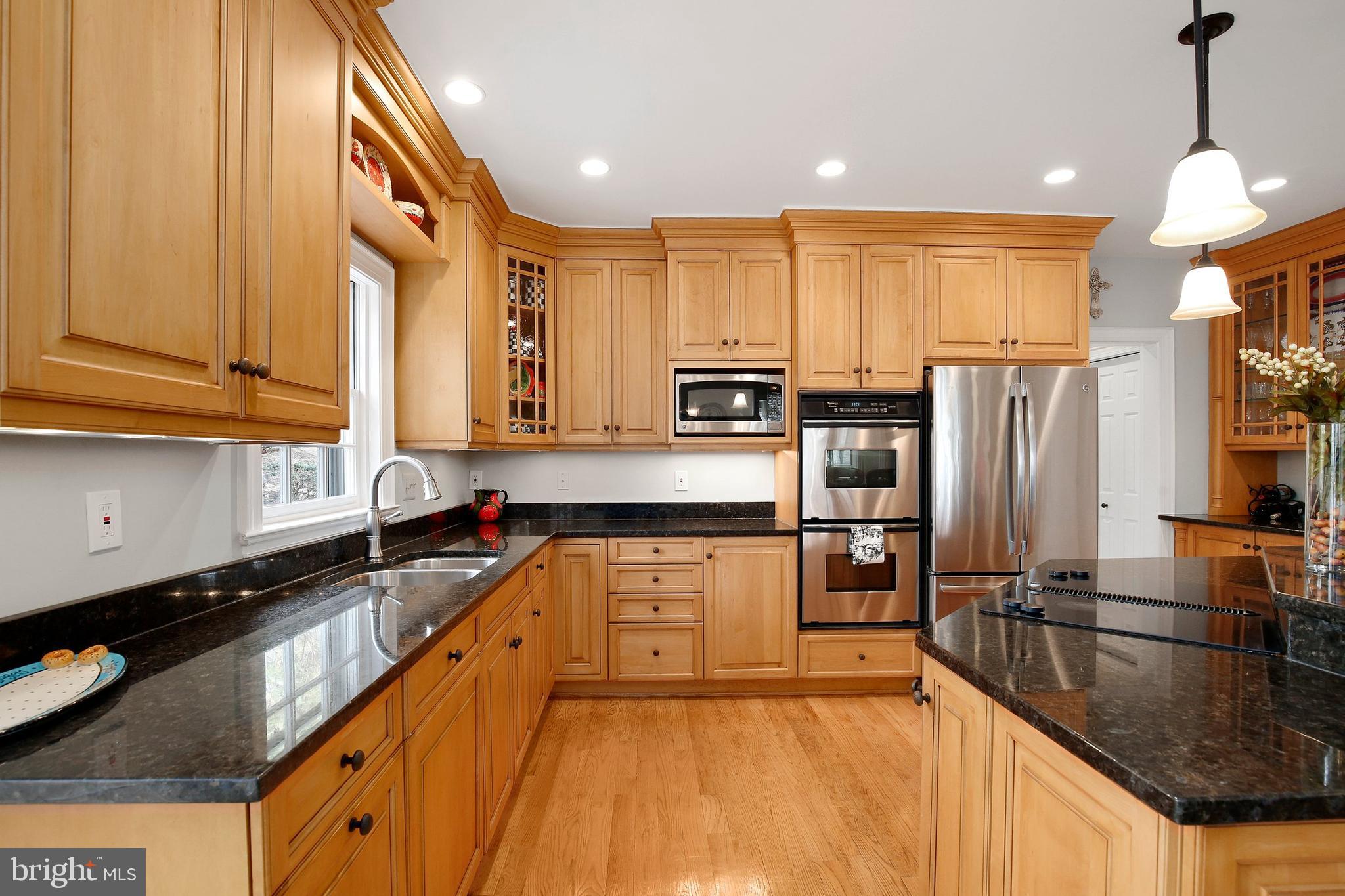 7300 Brickyard Road Potomac, MD 20854 - Photo 14 of 93 Gallery Image 14