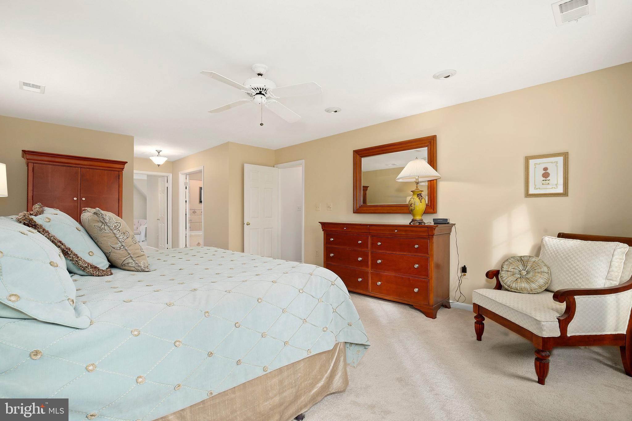 7300 Brickyard Road Potomac, MD 20854 - Photo 43 of 93 Gallery Image 43