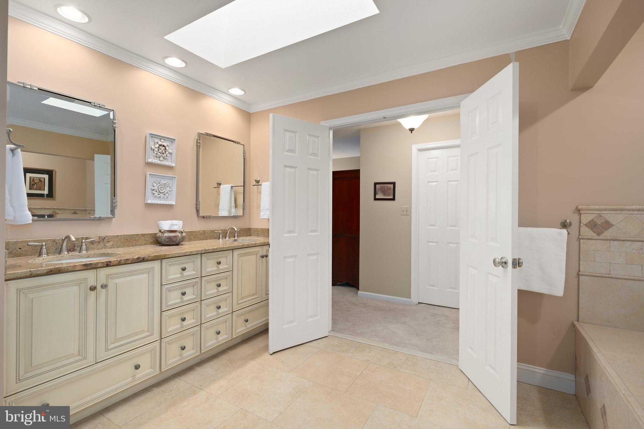 7300 Brickyard Road Potomac, MD 20854 - Photo 48 of 93 Gallery Image 48