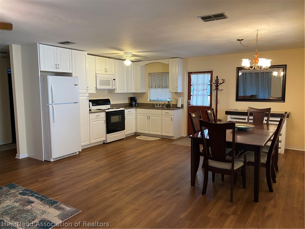 272 Cloverleaf Road Lake Placid, FL 33852 - Photo 6 of 20 Gallery Image 6