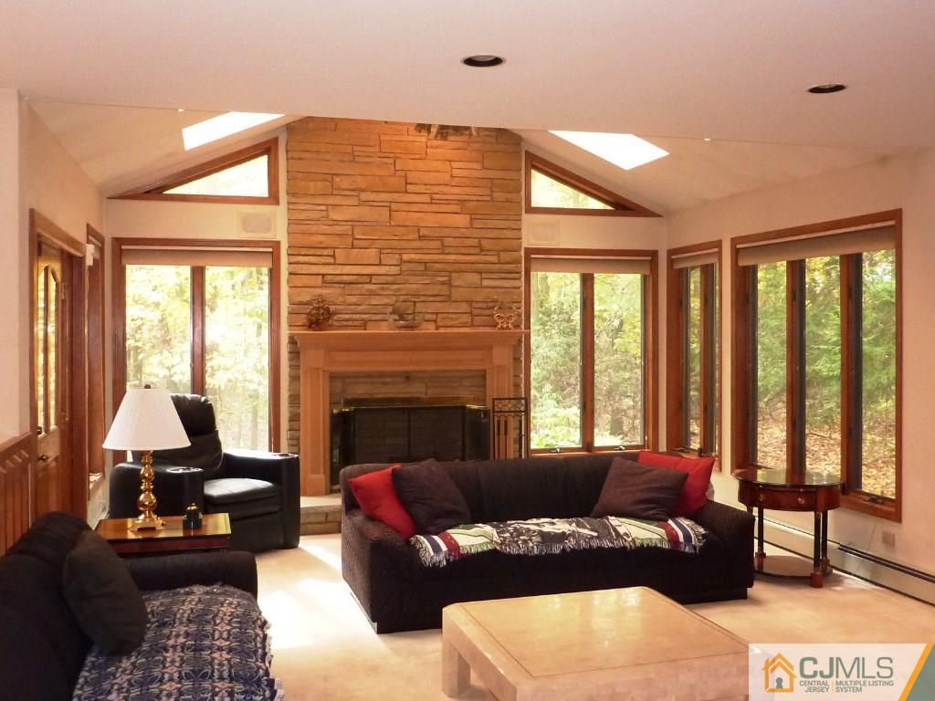 6 Cherokee Road East Brunswick, NJ 08816 - Photo 12 of 25 Gallery Image 12
