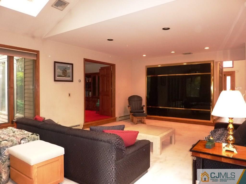 6 Cherokee Road East Brunswick, NJ 08816 - Photo 14 of 25 Gallery Image 14