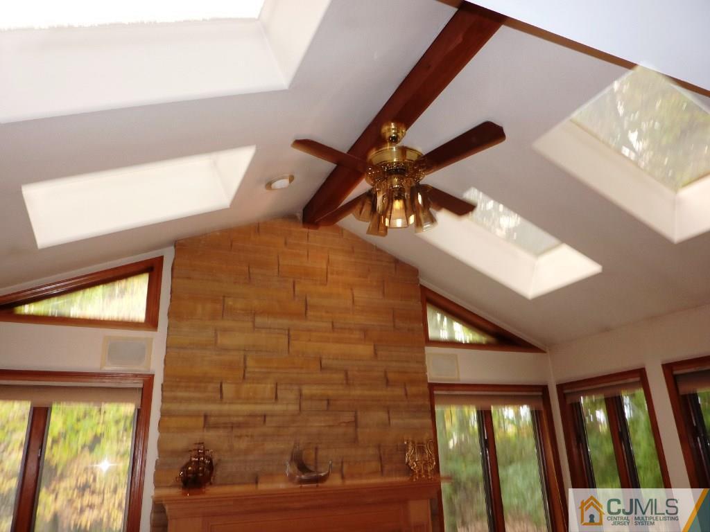 6 Cherokee Road East Brunswick, NJ 08816 - Photo 15 of 25 Gallery Image 15