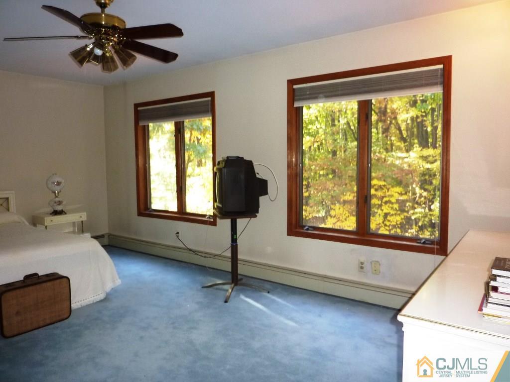 6 Cherokee Road East Brunswick, NJ 08816 - Photo 23 of 25 Gallery Image 23