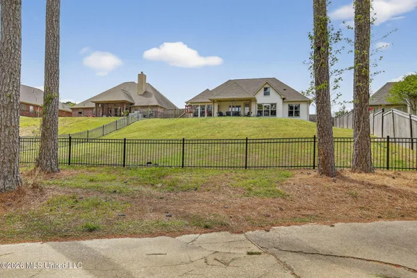 $419,900 | 114 Willow Crest Circle, Brandon, MS 39047