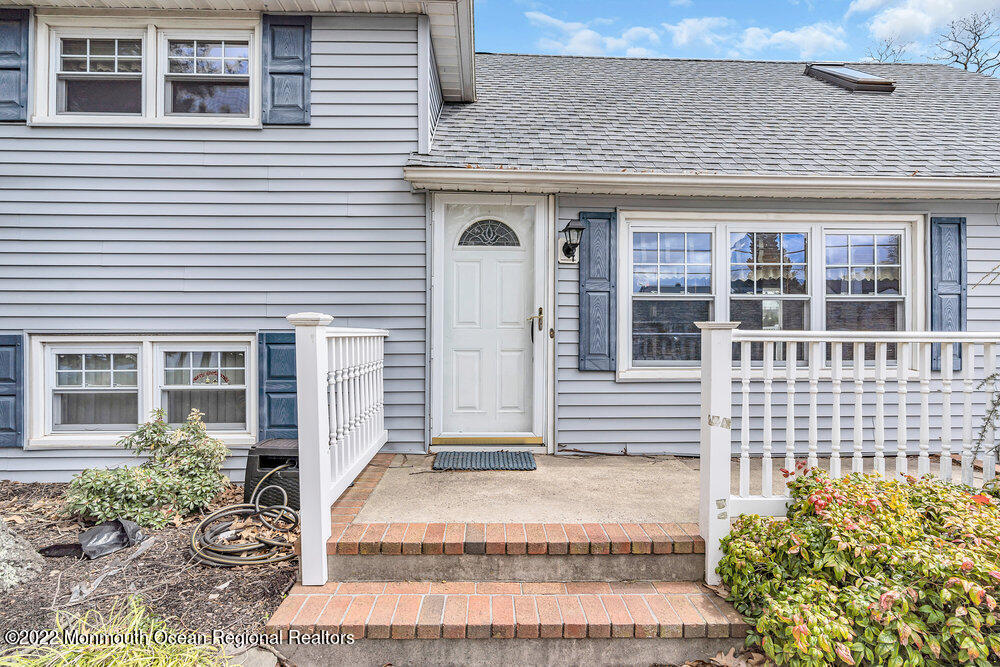 1126 Roe Avenue Point Pleasant, NJ 08742 - Photo 2 of 31 013_dsc07175