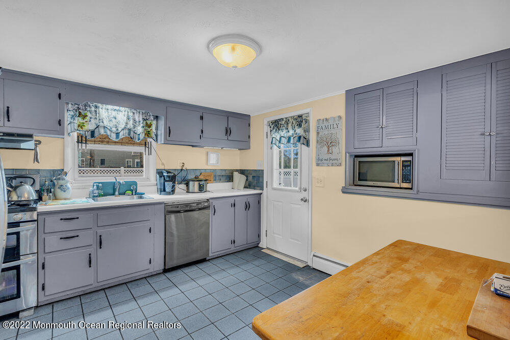 1126 Roe Avenue Point Pleasant, NJ 08742 - Photo 21 of 31 024_dsc07300