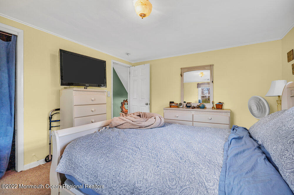 1126 Roe Avenue Point Pleasant, NJ 08742 - Photo 10 of 31 037_dsc07380