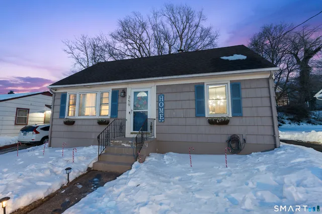 $359,000 | 259 Elaine Terrace, New Haven, CT 06512