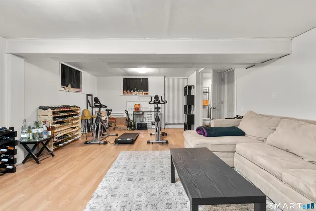 $359,000 | 259 Elaine Terrace, New Haven, CT 06512