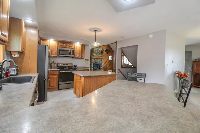 $649,900 | N1117 County Road K, Fort Atkinson, WI 53538