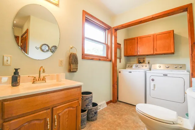 $649,900 | N1117 County Road K, Fort Atkinson, WI 53538