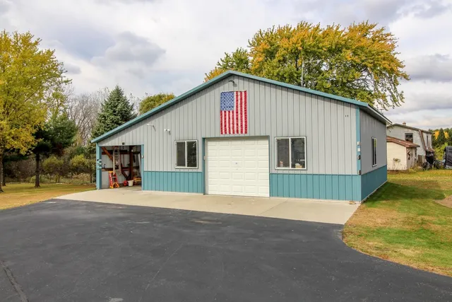 $649,900 | N1117 County Road K, Fort Atkinson, WI 53538