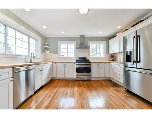 9 Reed Street Marblehead, MA 01945 - Photo 5 of 17 Gallery Image 5