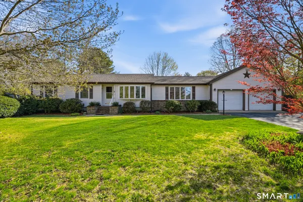 $539,000 | 5 Sunset Drive, Old Lyme, CT 06371