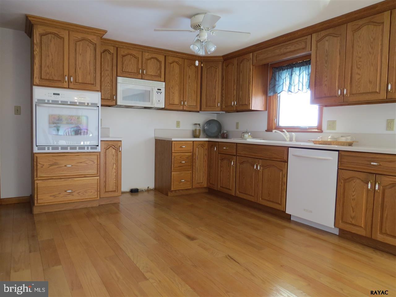 14 Sechrist Flat Road Felton, PA 17322 - Photo 7 of 31