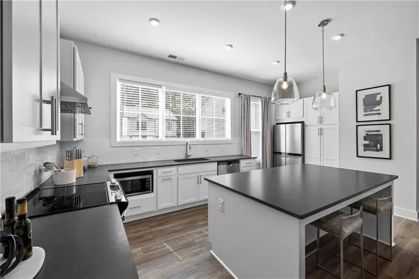 $3,200 | 1336 Breezy Street Southeast, Atlanta, GA 30315