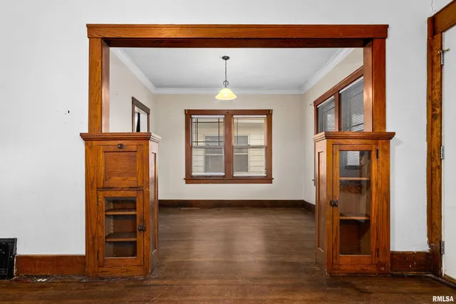 $73,000 | 1235 East Seneca Place, Peoria, IL 61603