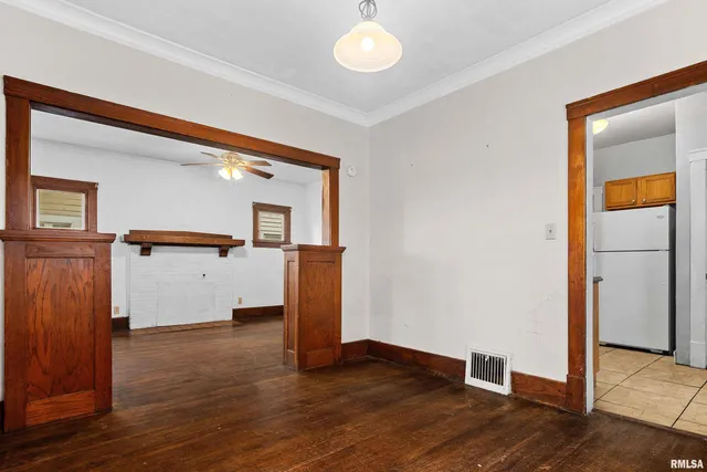 $73,000 | 1235 East Seneca Place, Peoria, IL 61603