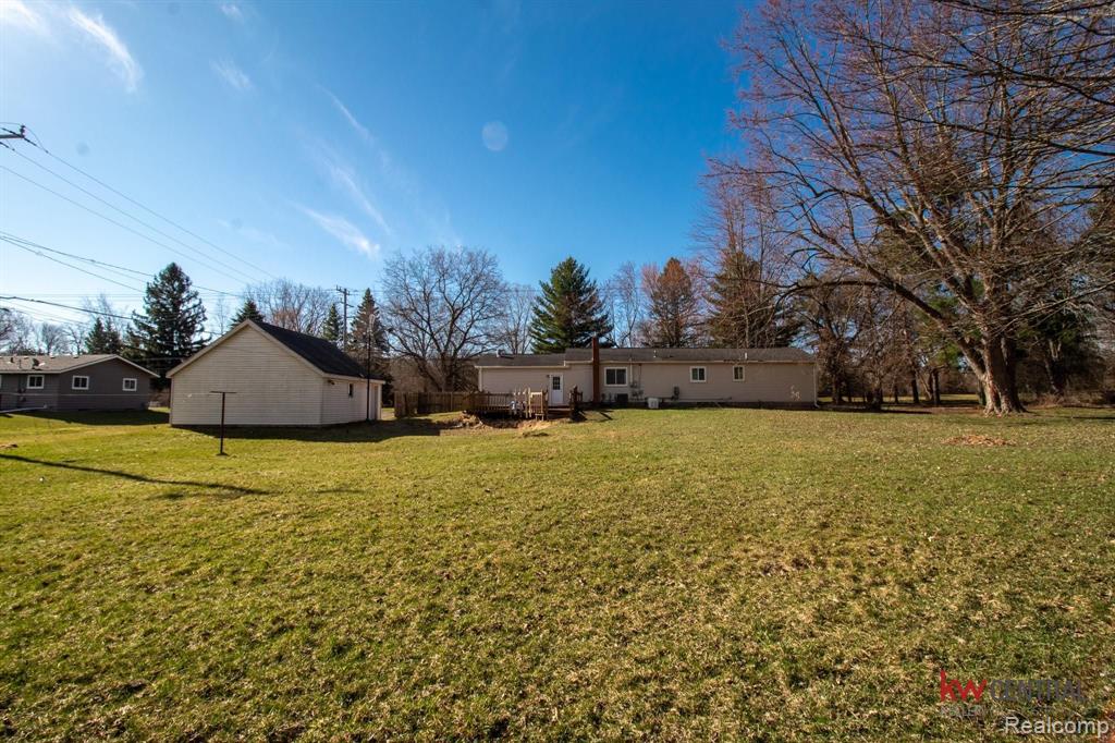 5032 Oak Hill Road Clarkston, MI 48348 - Photo 25 of 27 Gallery Image 25