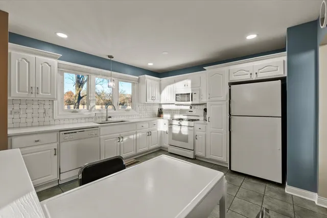 $399,000 | 2171 Wellington Court, New Lenox, IL 60451