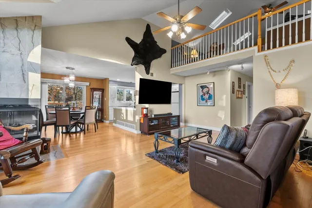 $399,000 | 2171 Wellington Court, New Lenox, IL 60451