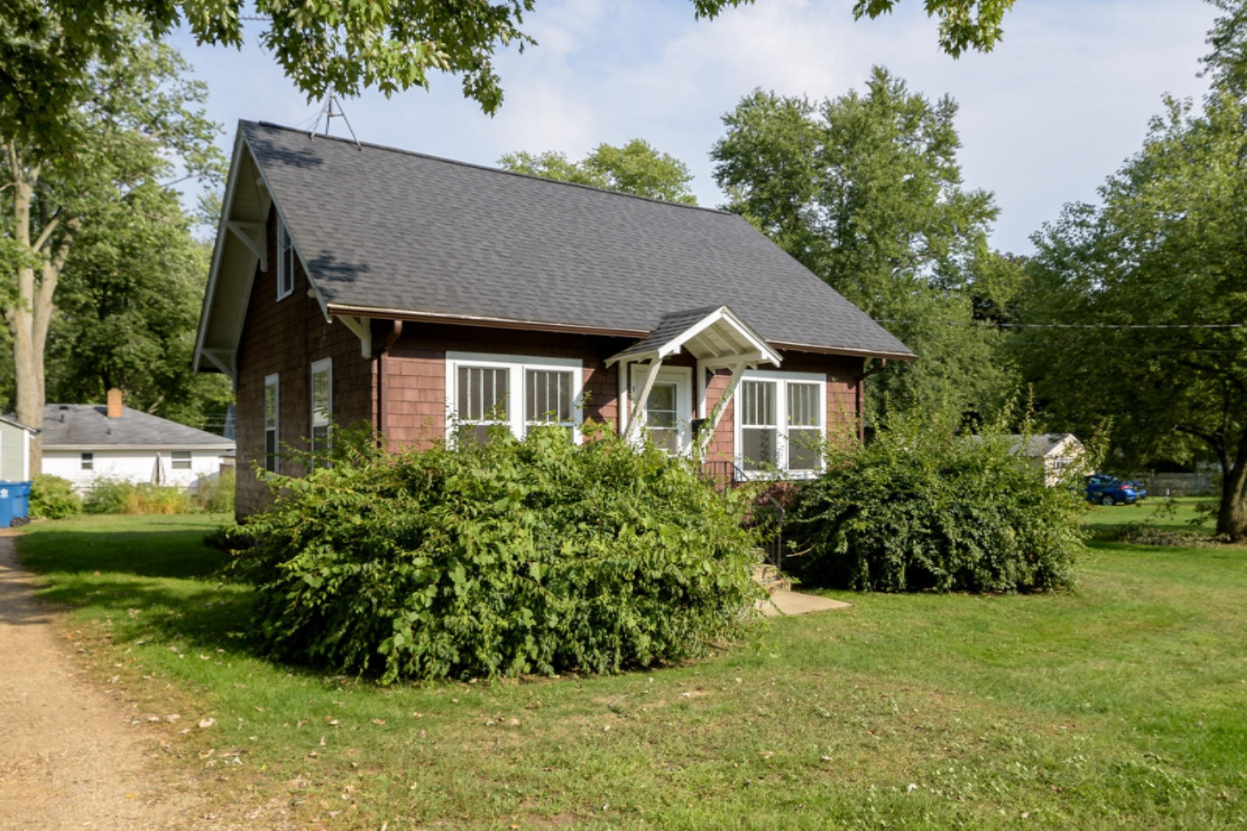 1242 Wayside Road Kalamazoo, MI 49048 - Photo 1 of 23 Wayside_Rd_1242_Kalamazoo_49048-1