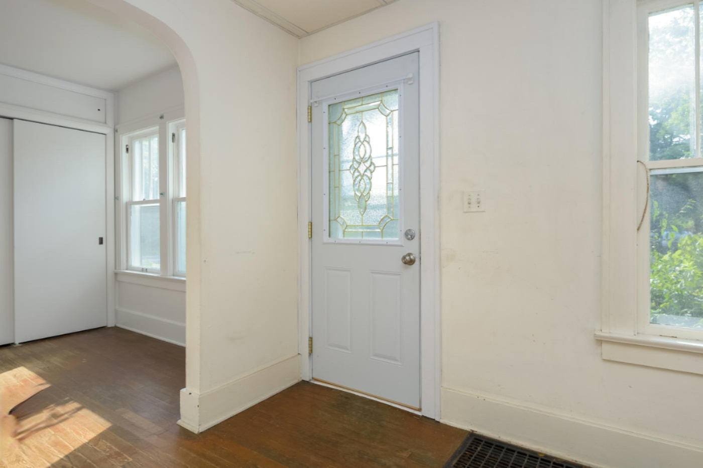 1242 Wayside Road Kalamazoo, MI 49048 - Photo 3 of 23 Wayside_Rd_1242_Kalamazoo_49048-2